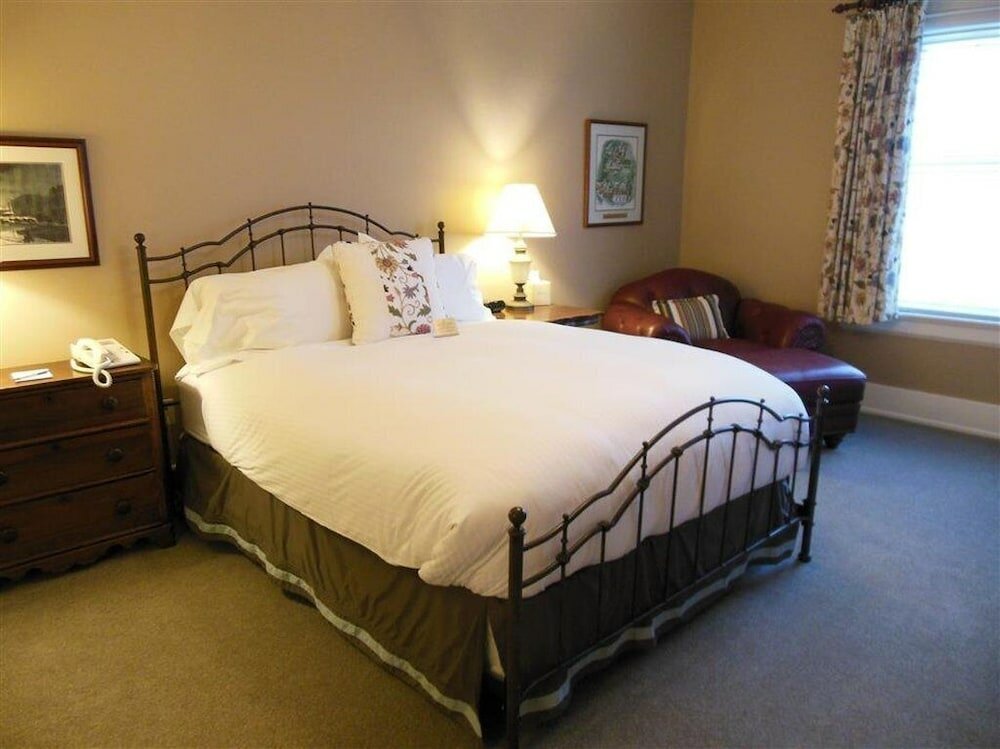 Фото Inn on Broadway