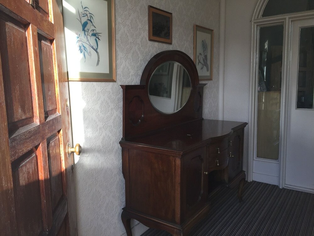 Фото Adelphi Hotel