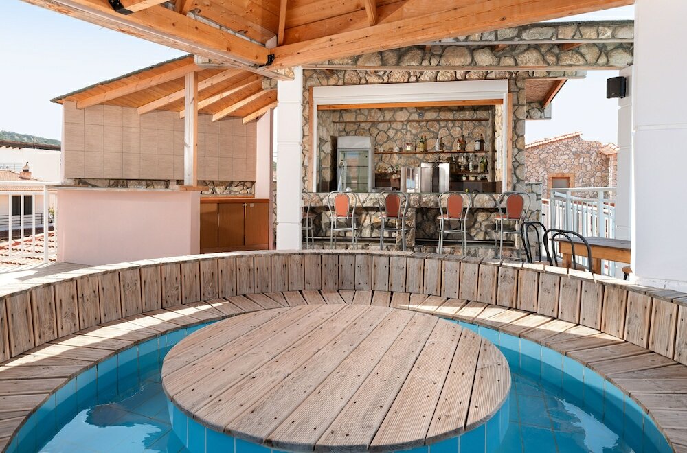 Фото Marietta Hotel & Apartments