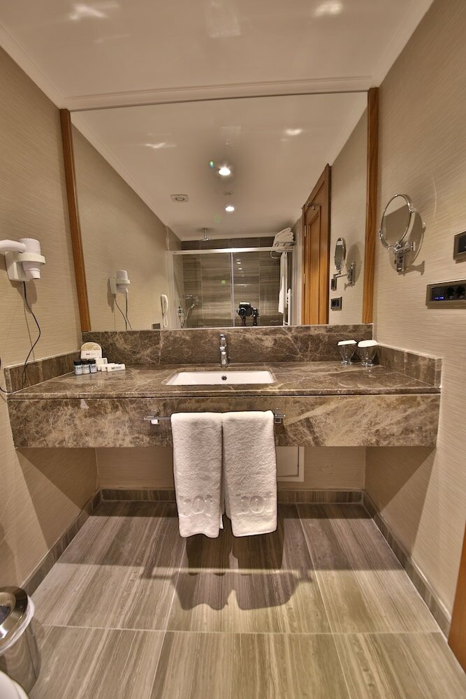 Фото Bof Hotel Uludağ Ski & Luxury Resort