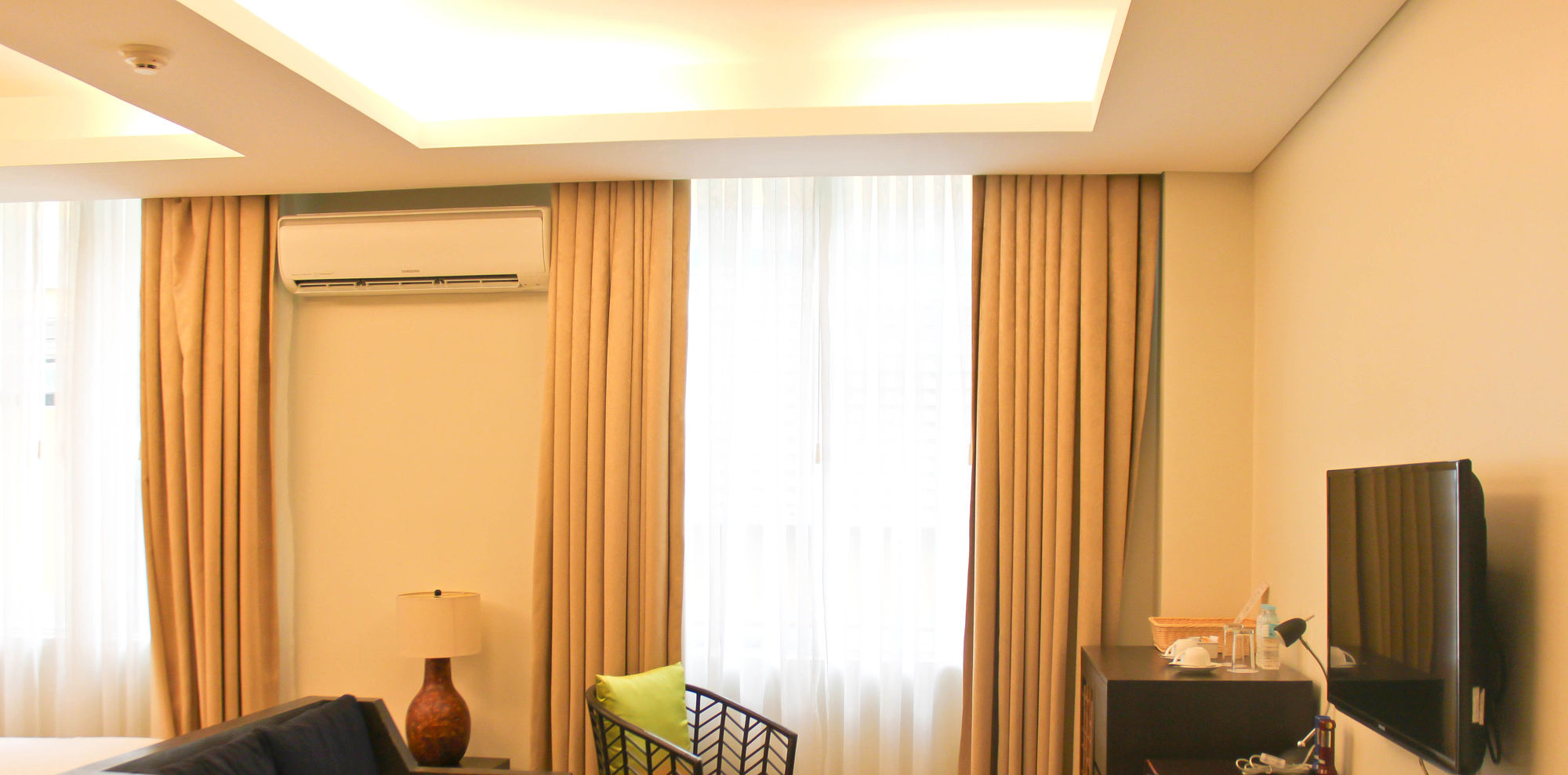 Фото Azia Suites and Residences