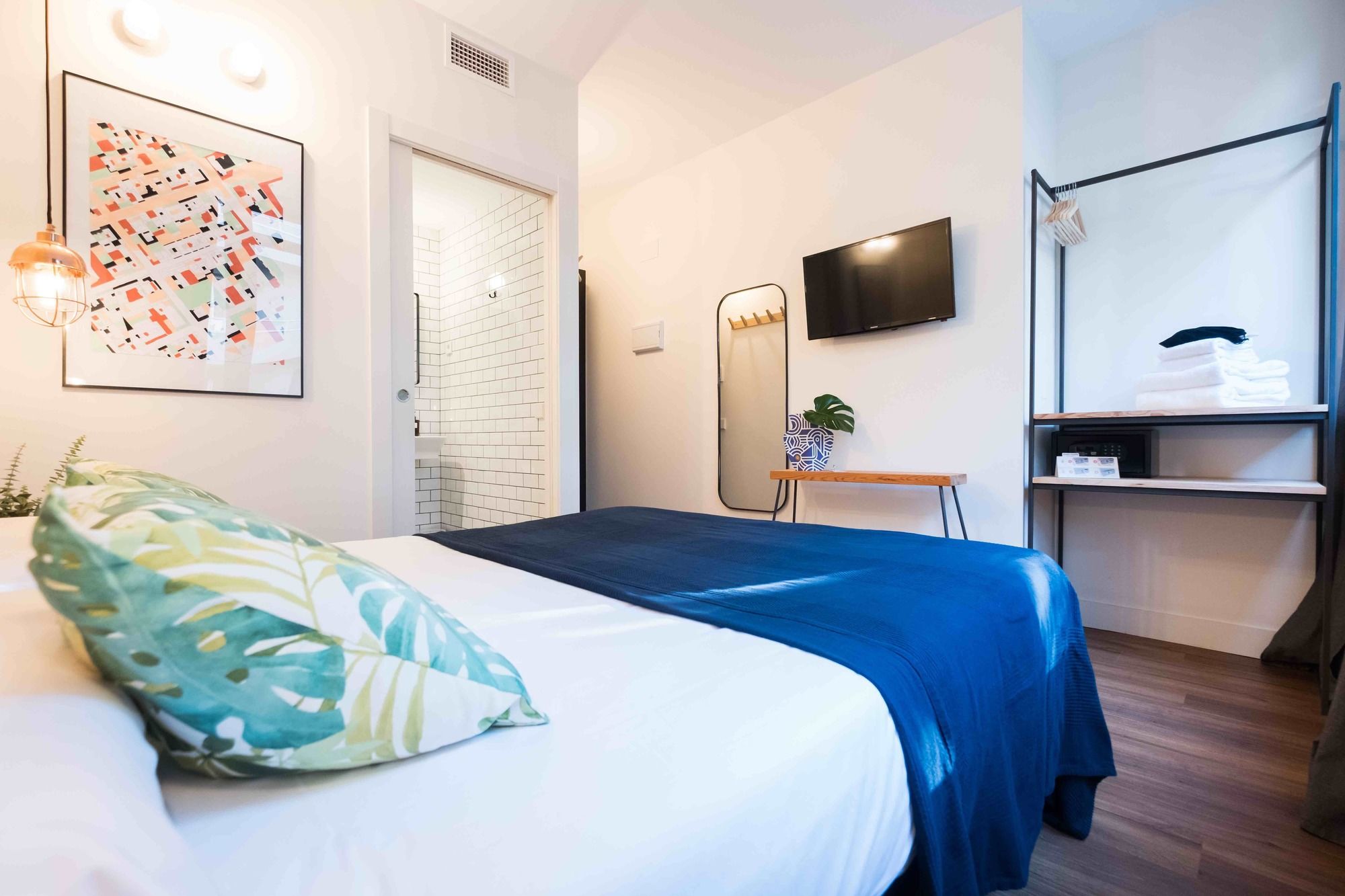 Фото Magatzem 128