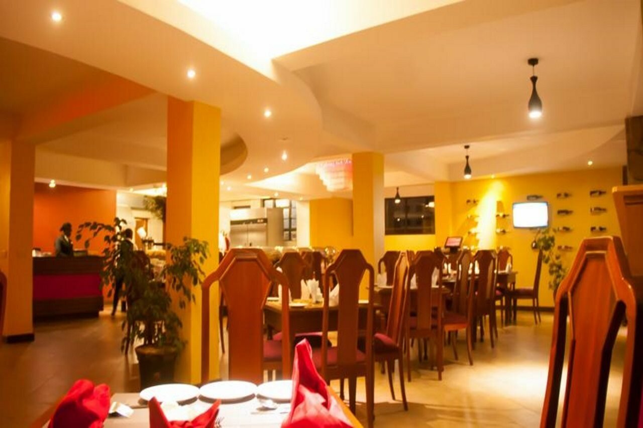 Фото 67 Airport Hotel