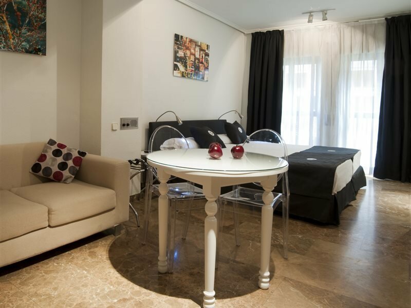 Фото Apartahotel Quo Eraso