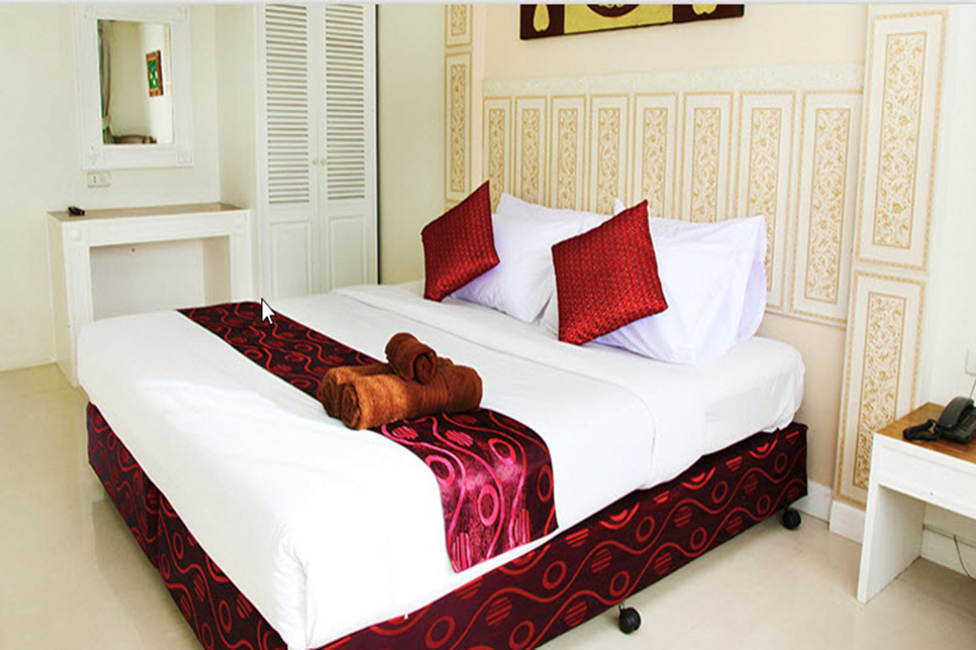 Фото Natural Beach Hotel