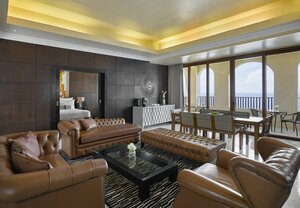 Movenpick Hotel Mactan Island Cebu (Central Visayas, Cebu, City of Lapu-Lapu, Mactan Island, Punta Engaño), hotel