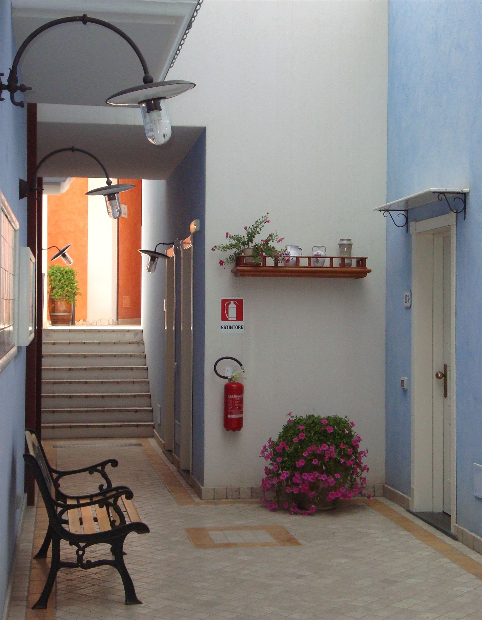 Фото Hotel Bougainville