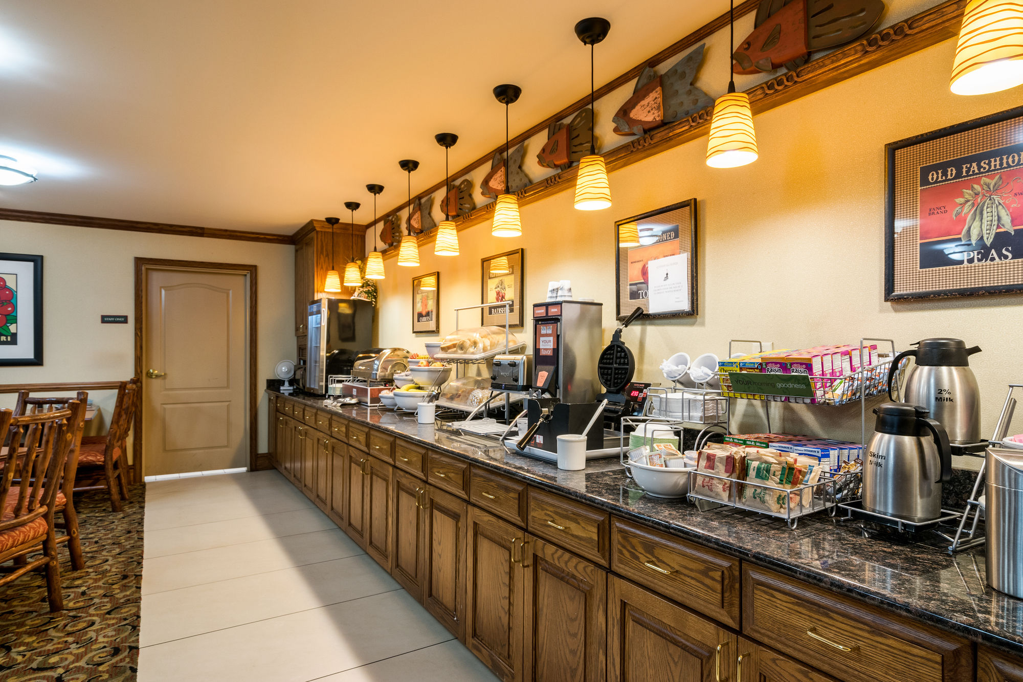 Фото Comfort Inn & Suites