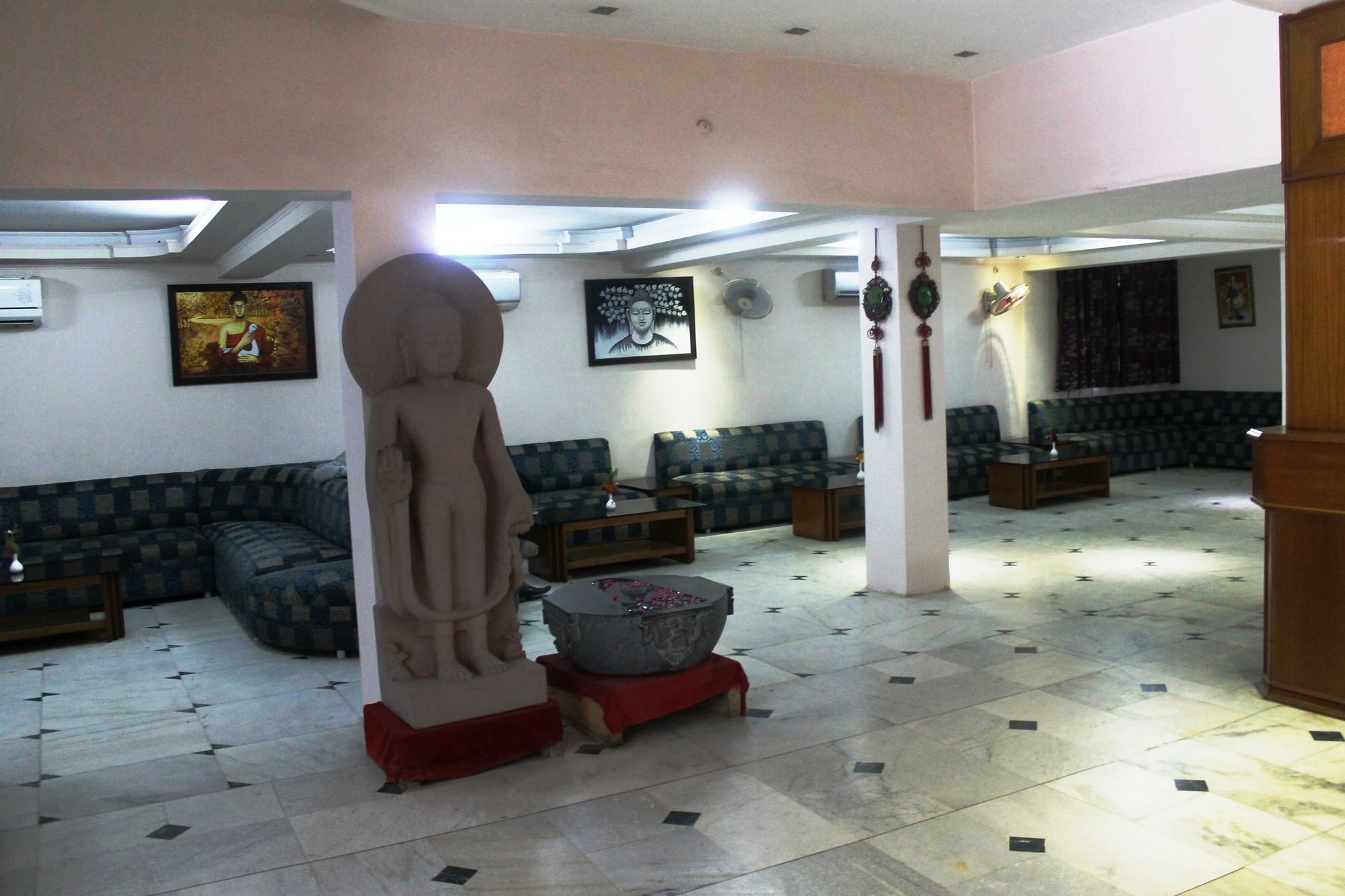 Фото Hotel Sujata