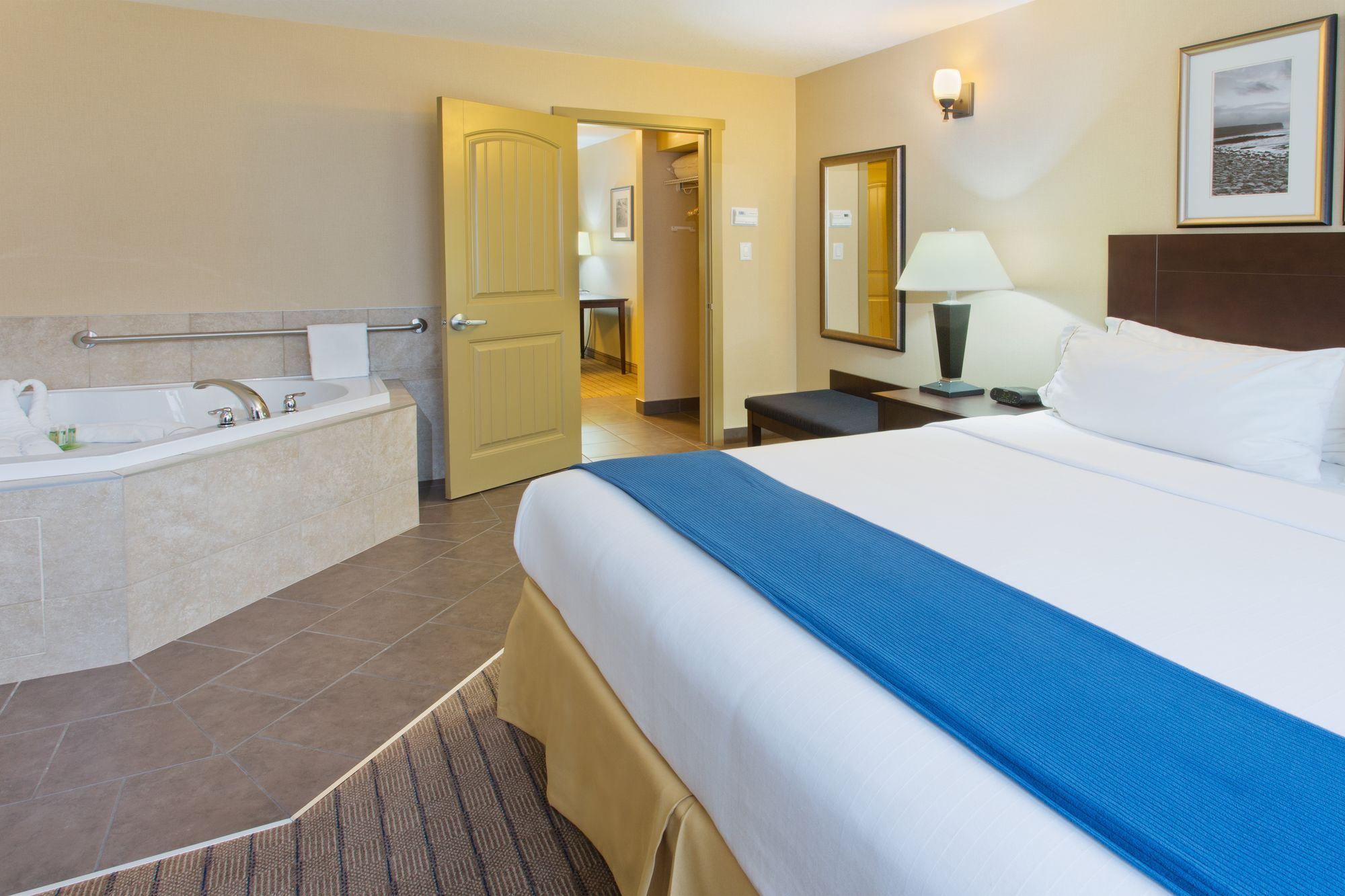 Фото Bayview Hotel