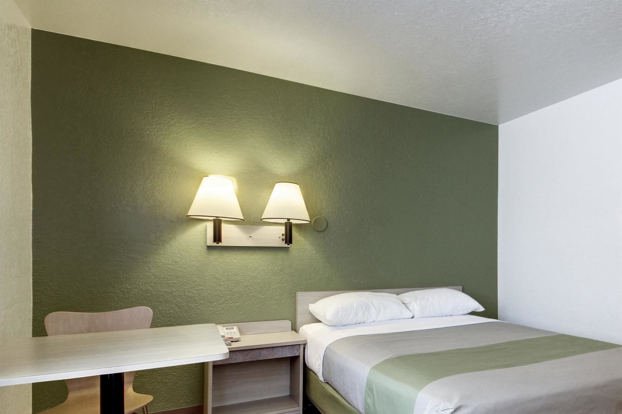 Фото Motel 6 Ogden, Ut- Downtown