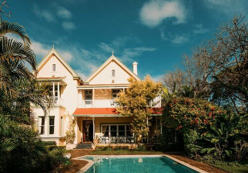Гостиница Hacklewood Hill Country House в Порт-Элизабет