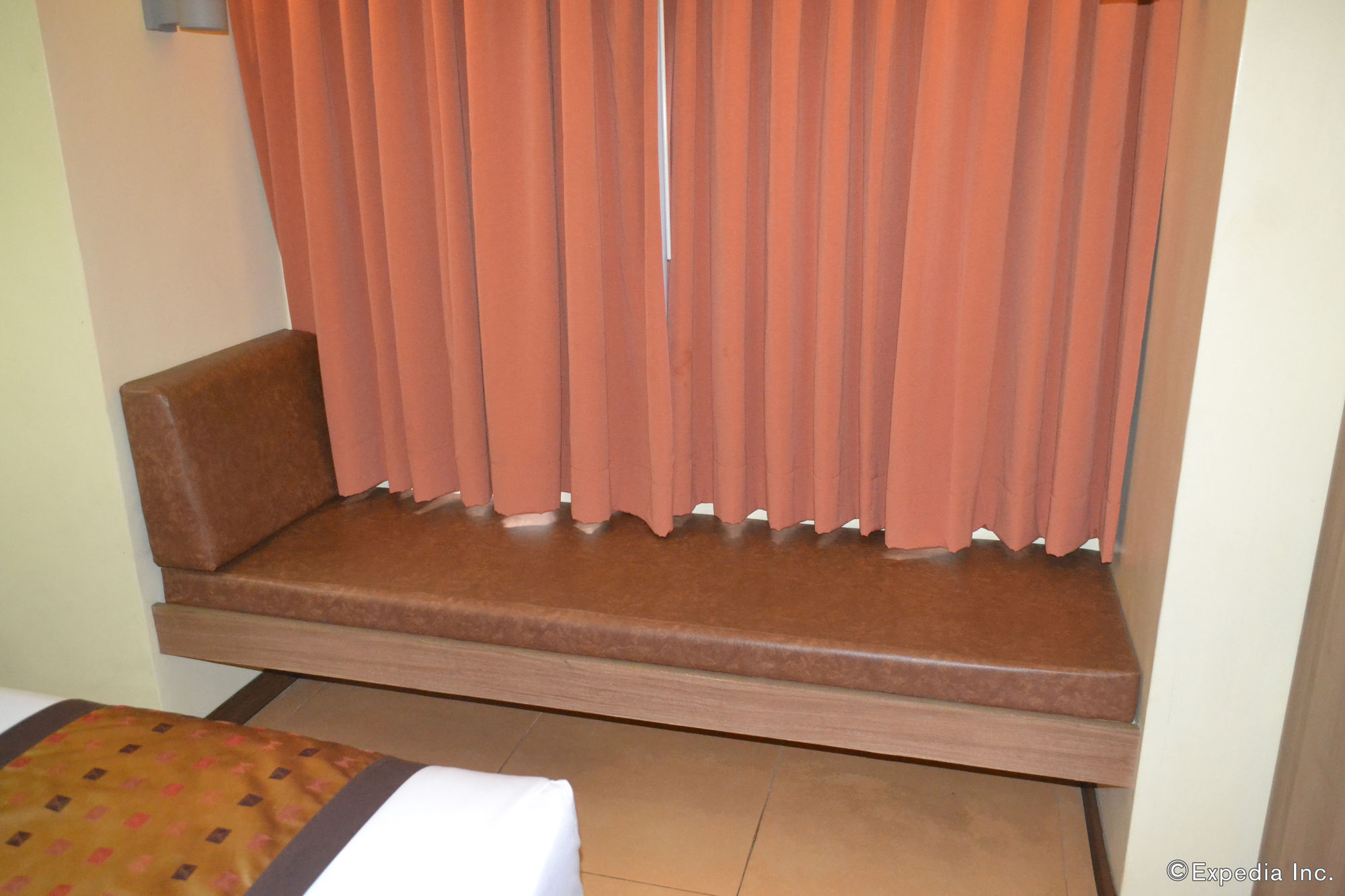 Фото Microtel by Wyndham General Santos