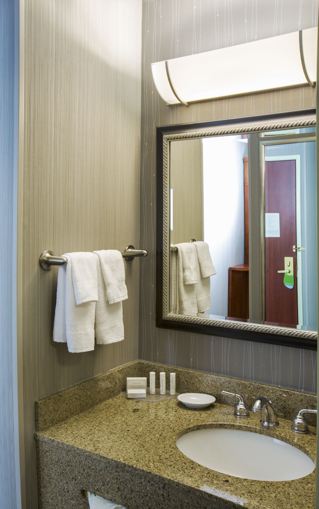 Фото Courtyard by Marriott Portland Tigard