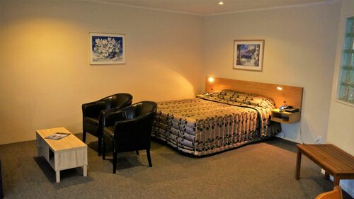 Гостиница Tudor Lodge Motel в Нельсоне