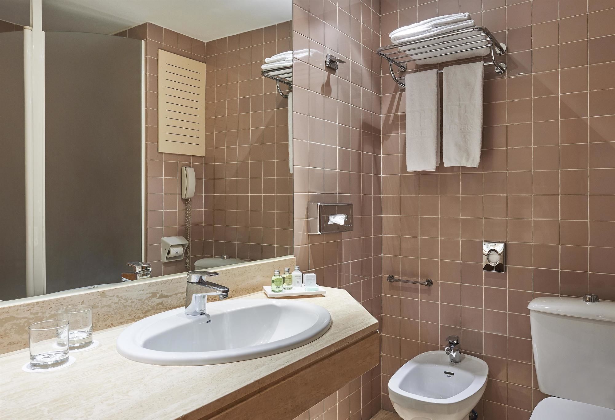 Фото Nh Castellón Mindoro Hotel