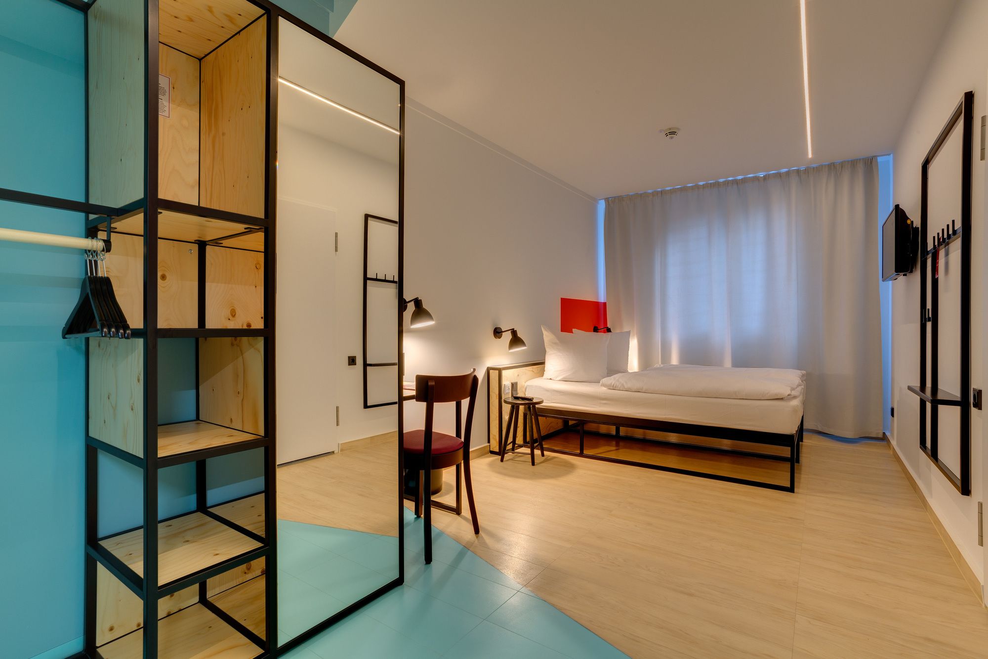 Фото Meininger Hotel Leipzig Hauptbahnhof