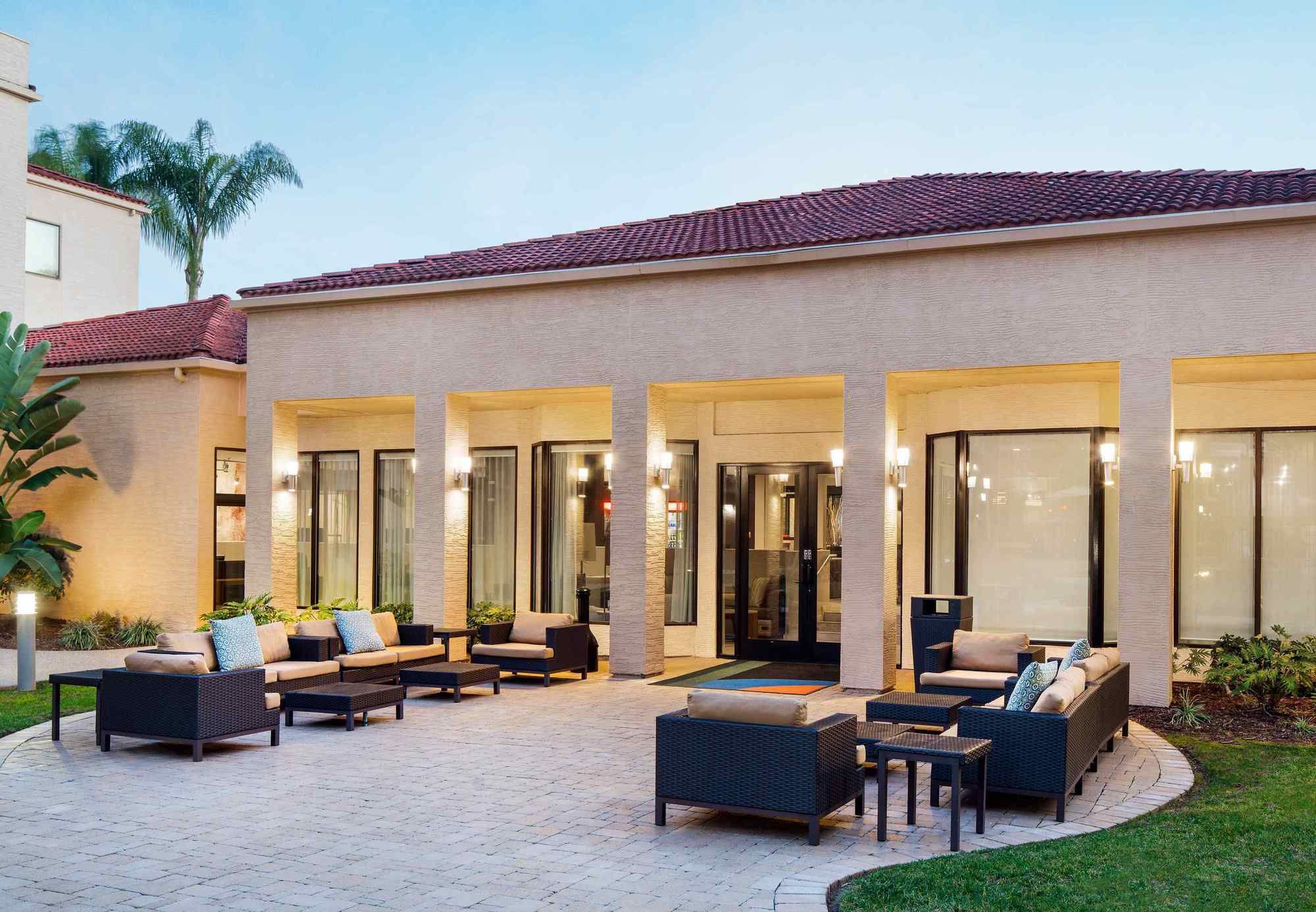 Фото Courtyard by Marriott San Diego Sorrento Valley