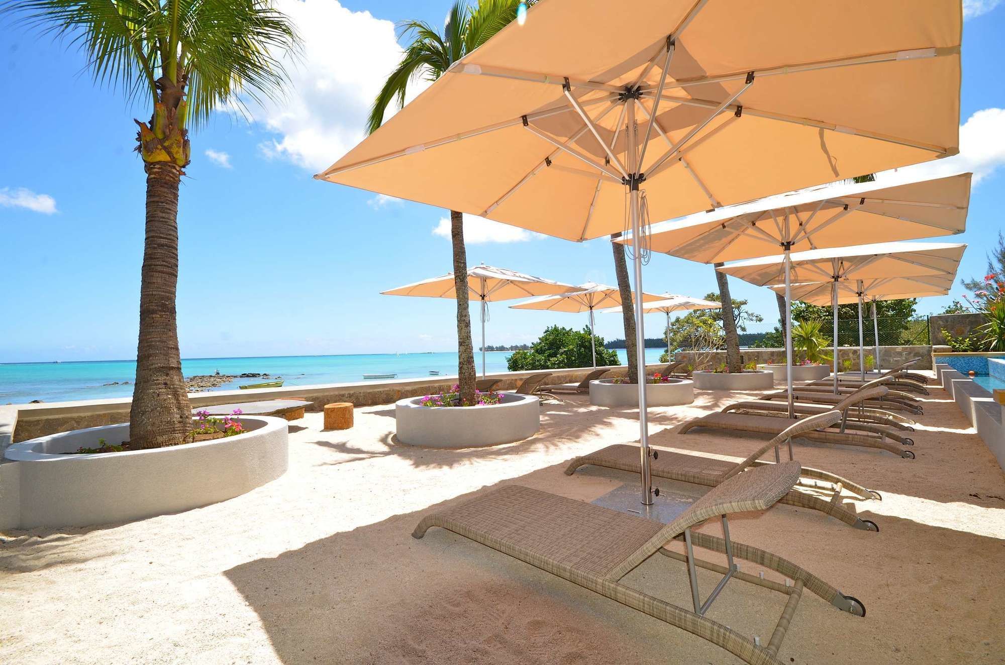 Фото Mon Choisy Beach R.