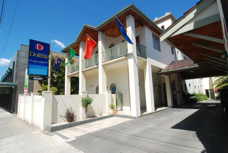 Гостиница Brunswick Tower Hotel в Мельбурне
