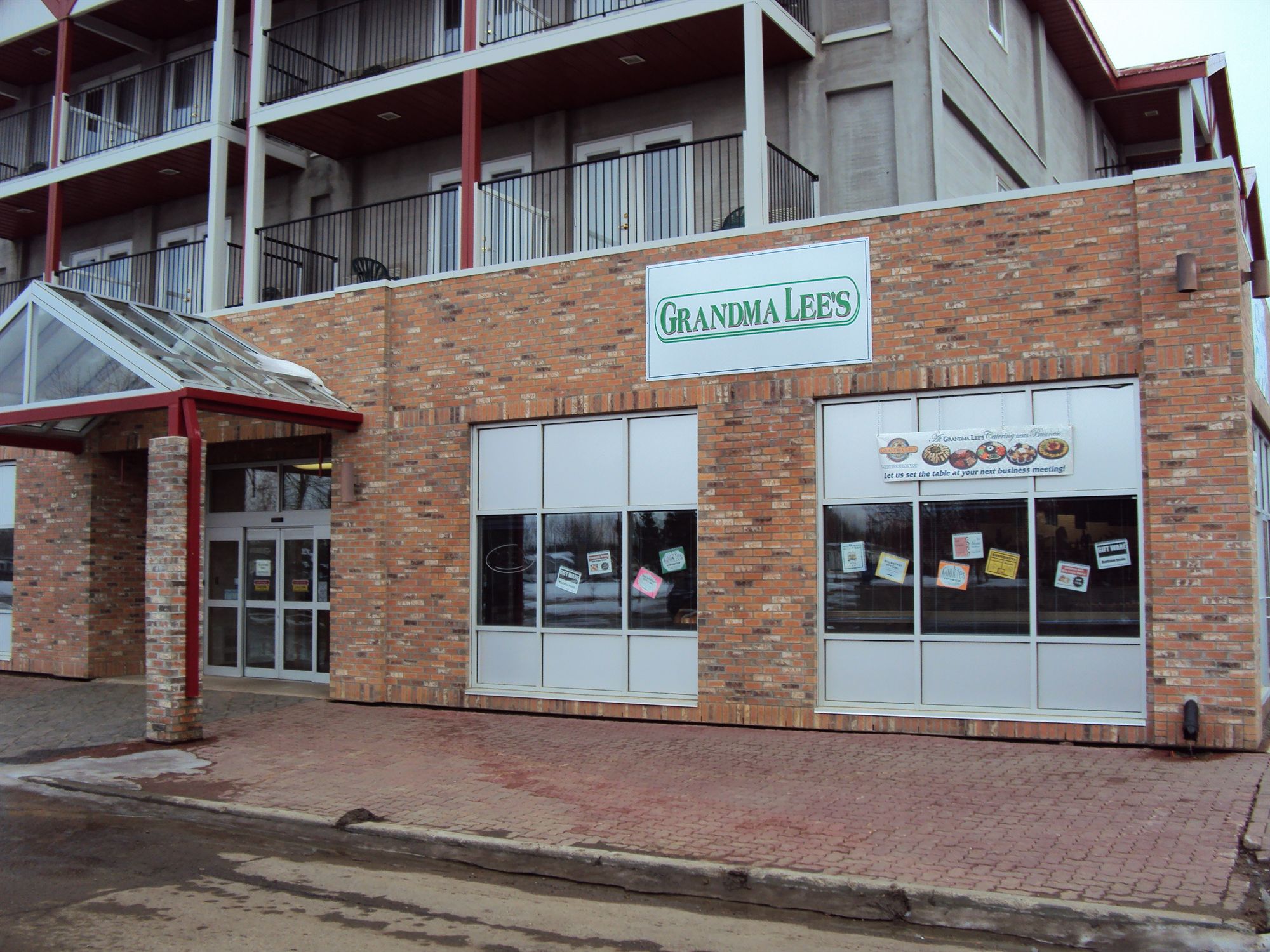 Фото отеля 1