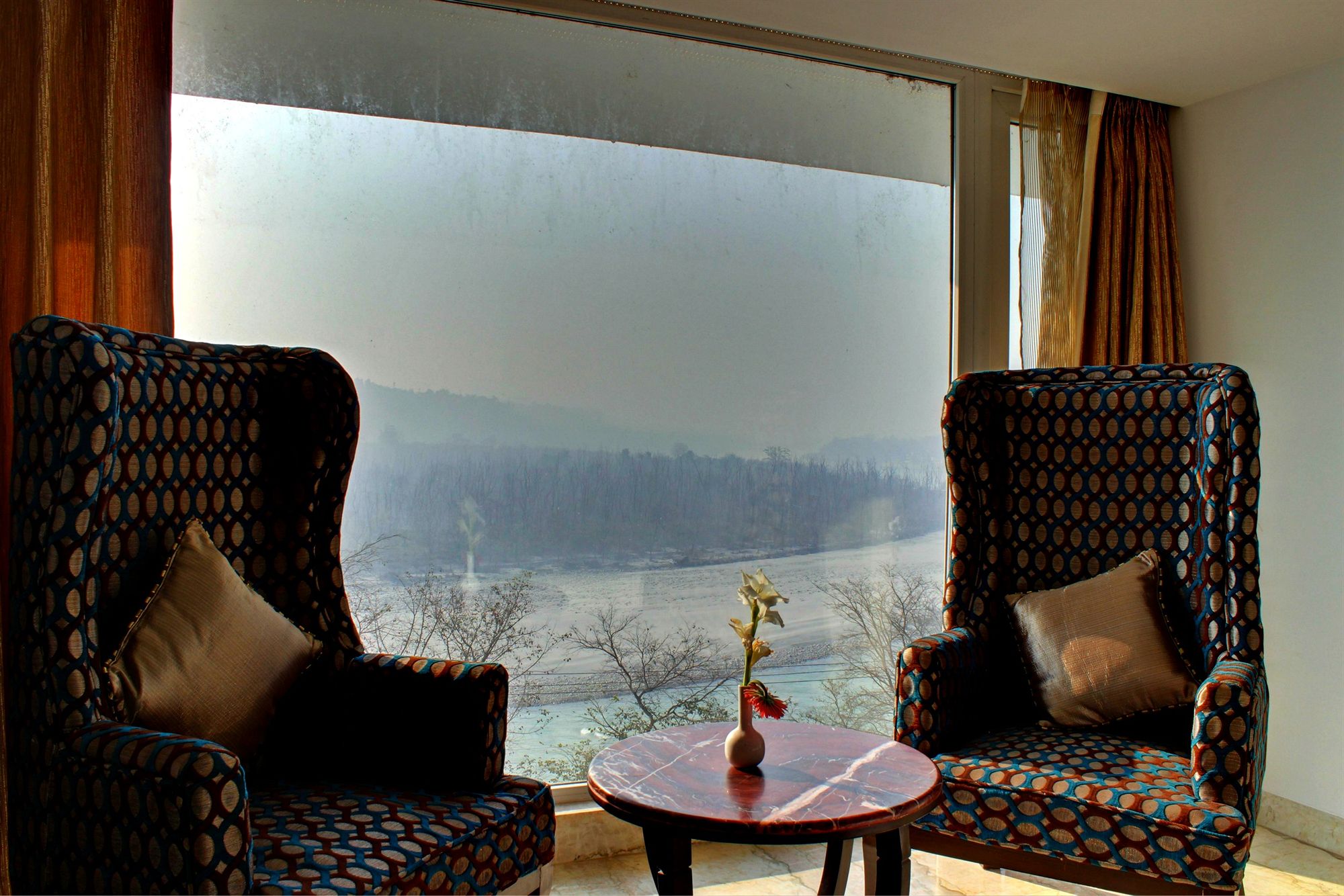 Фото Отель EllBee Ganga View