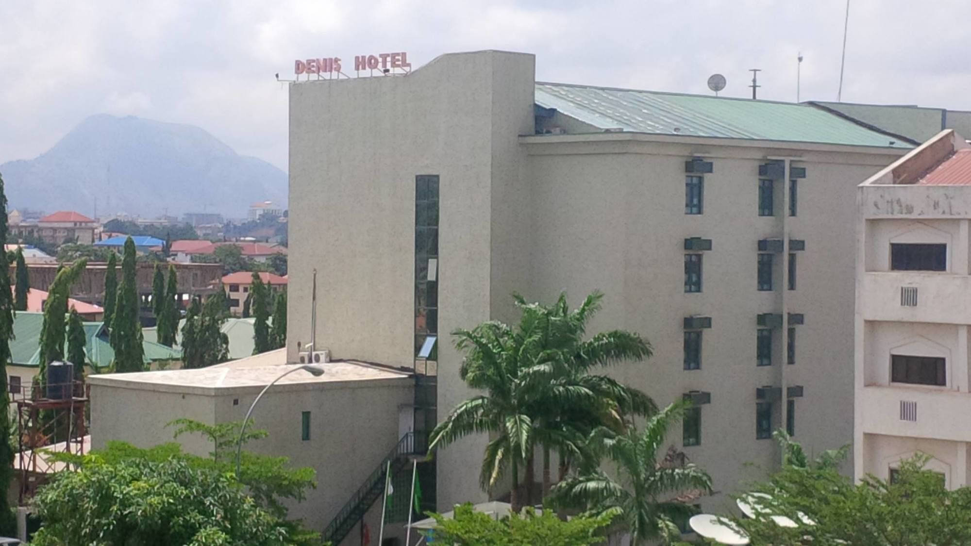 Фото Denis Hotel