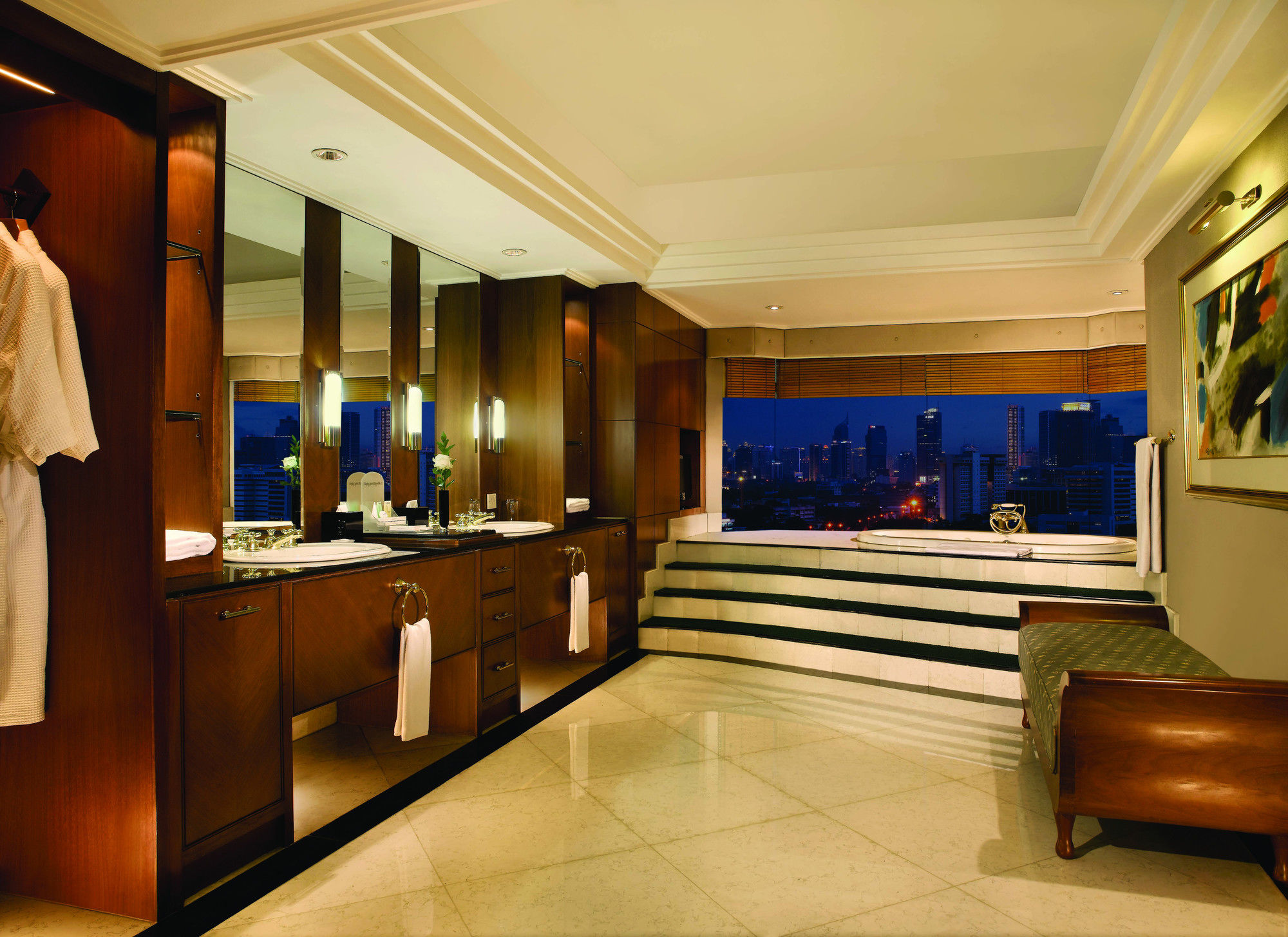 Фото Lumire Hotel and Convention Center