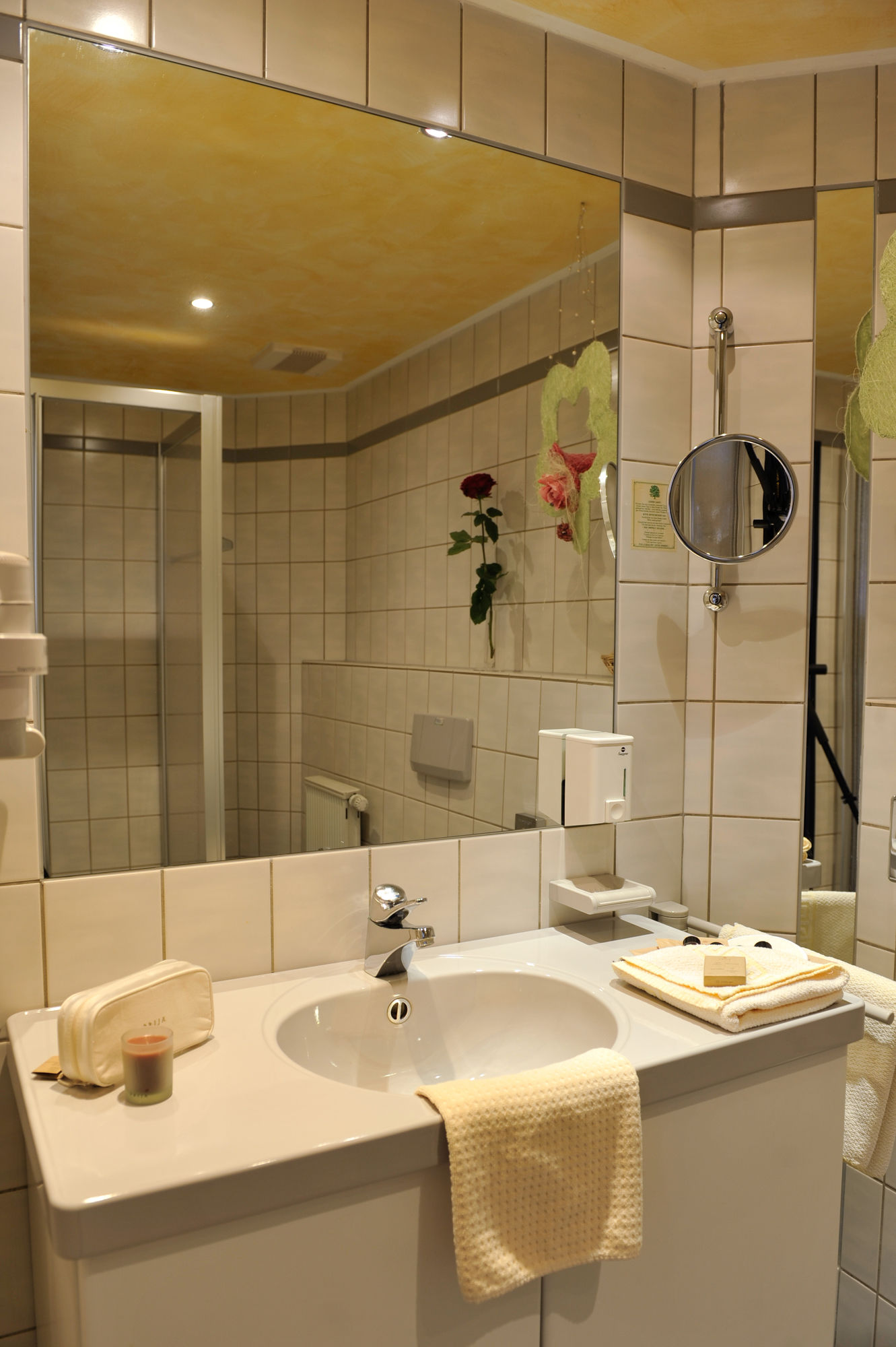 Фото Airport Hotel Erfurt