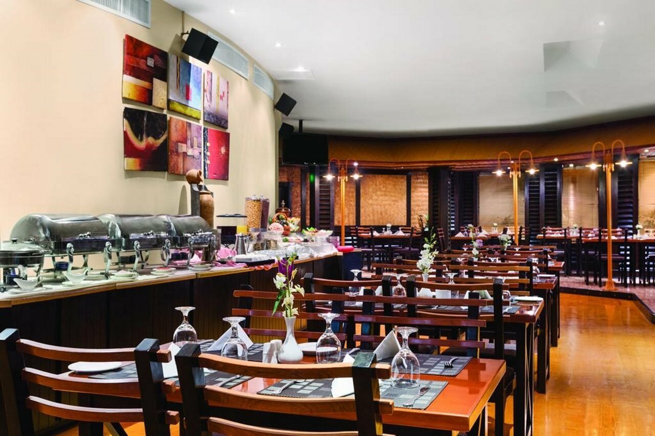 Фото Happy Days Hotel