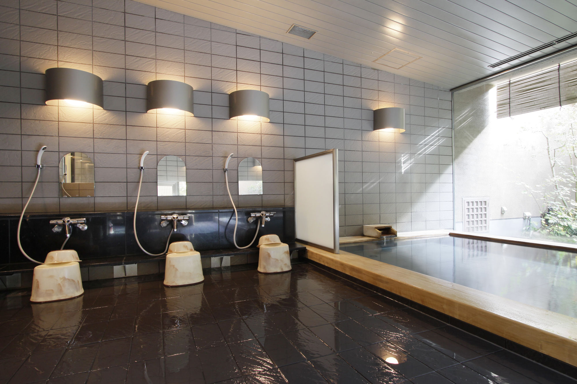 Фото Mitsui Garden Hotel Okayama