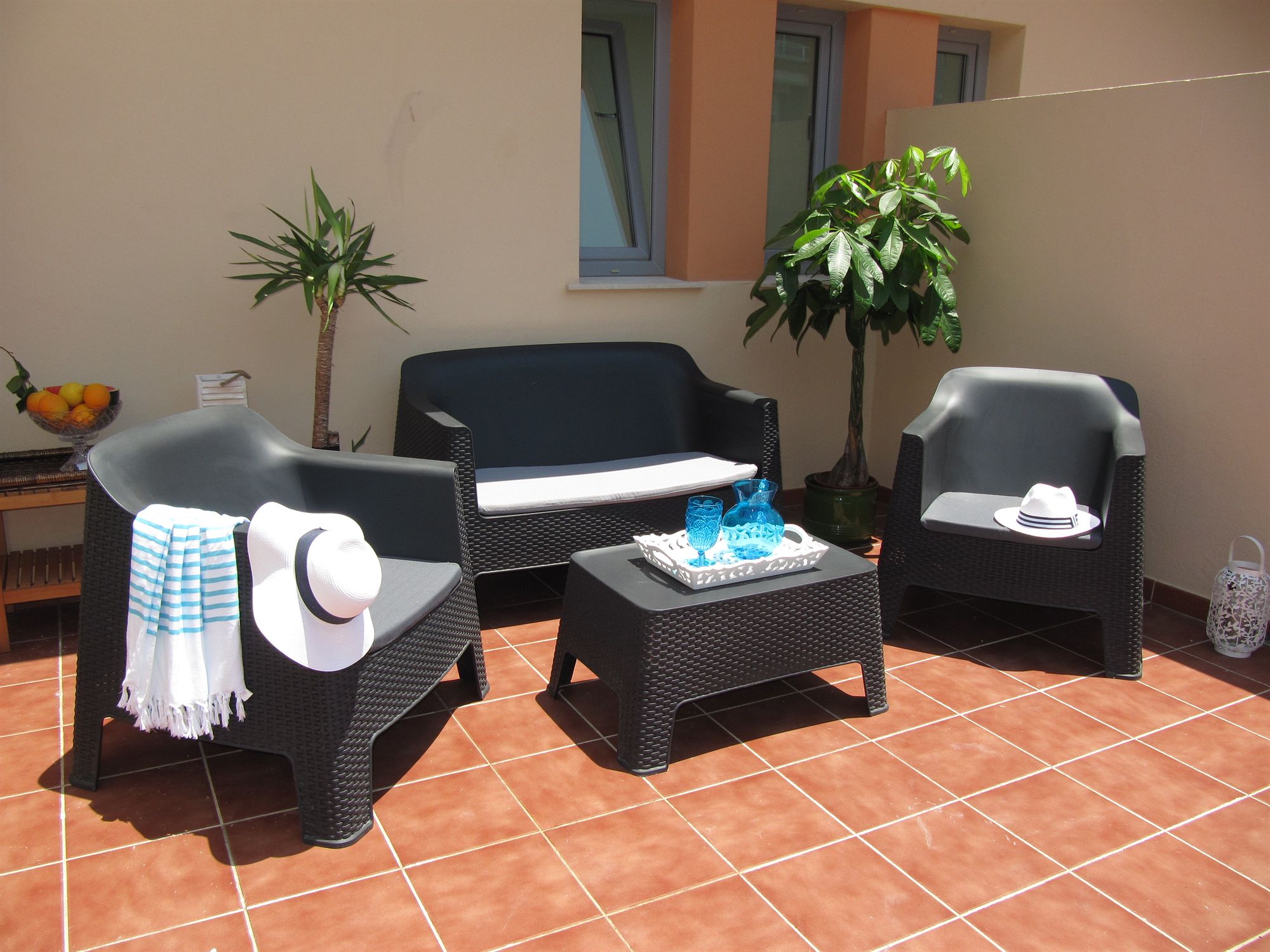 Фото Life Apartments Alameda Colon