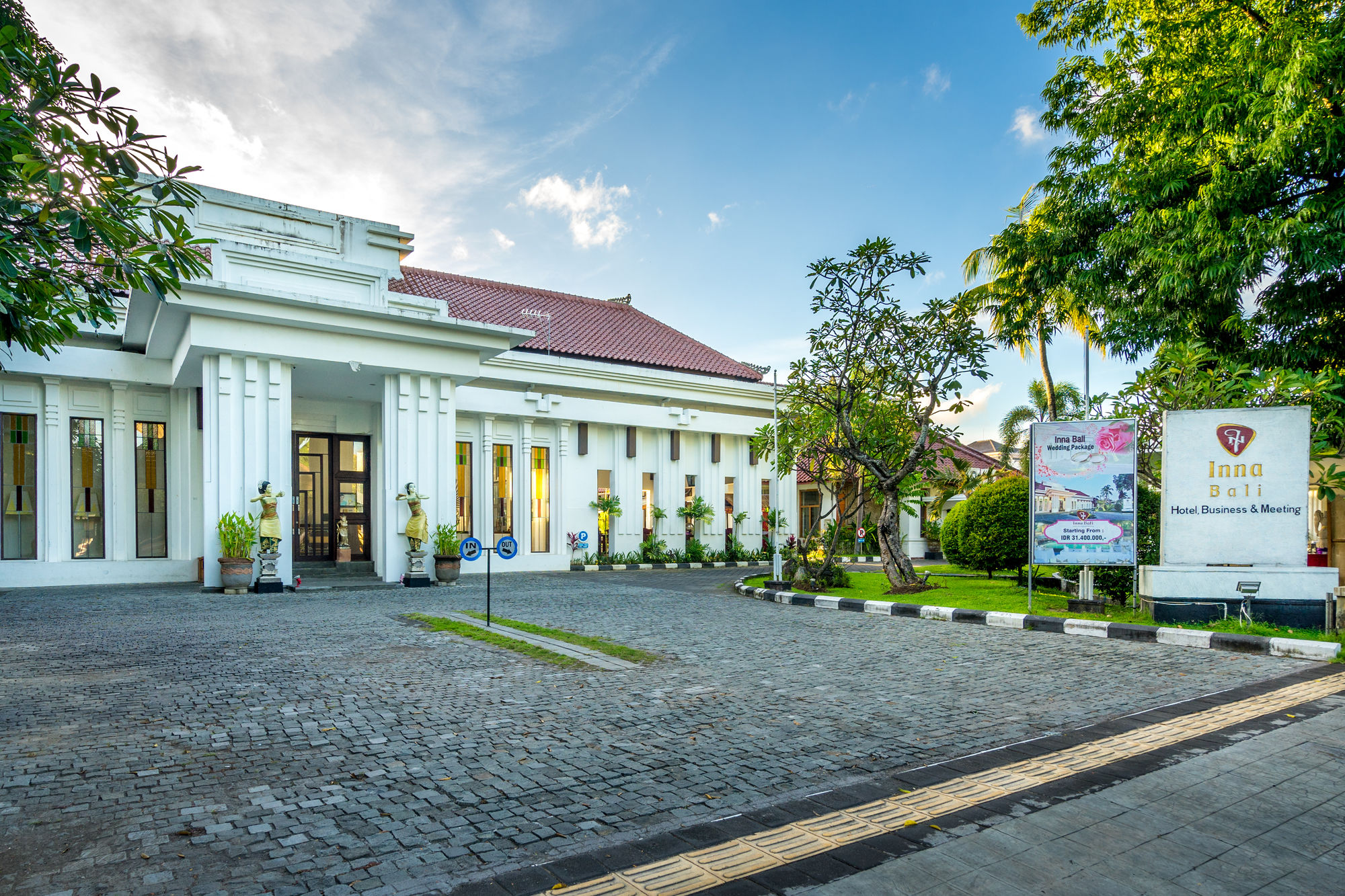 Фото Inna Bali Heritage Hotel