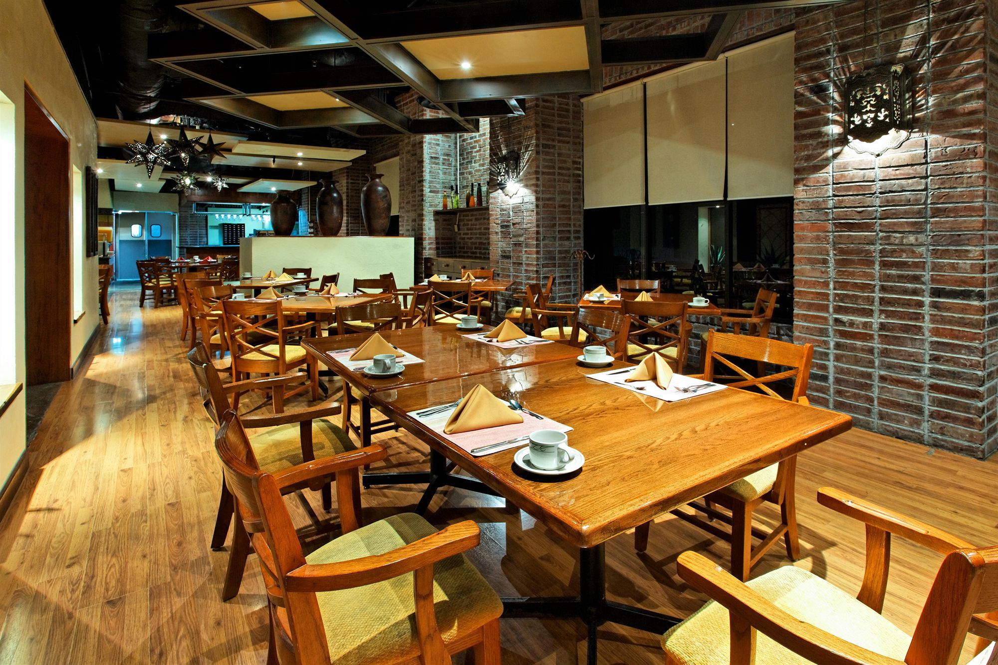 Фото Holiday Inn Matamoros