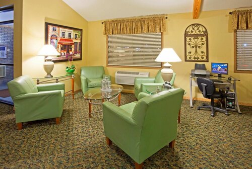 Гостиница AmericInn by Wyndham Sioux Falls в Су-Фолсе
