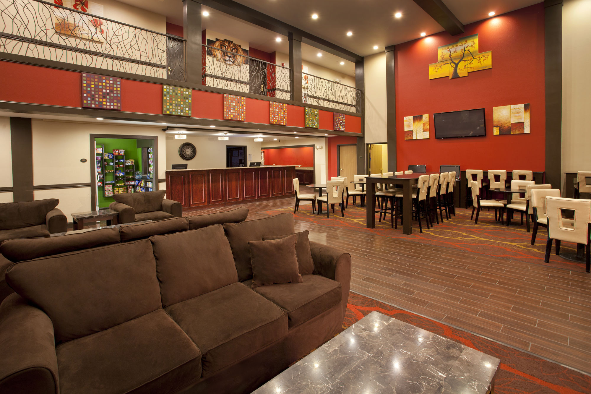 Фото Red Lion Inn & Suites Kent - Seattle Area