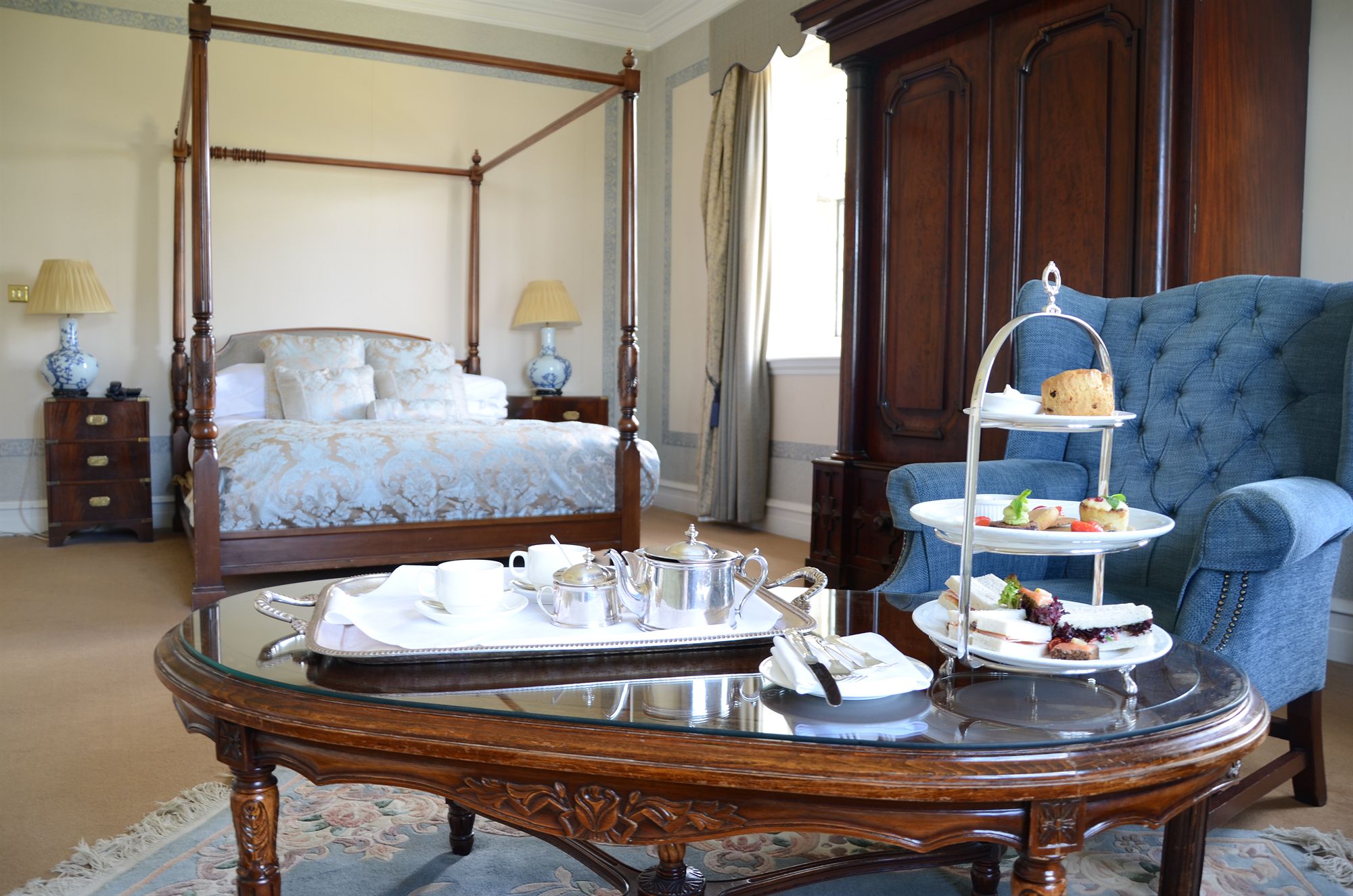 Фото Waterford Castle