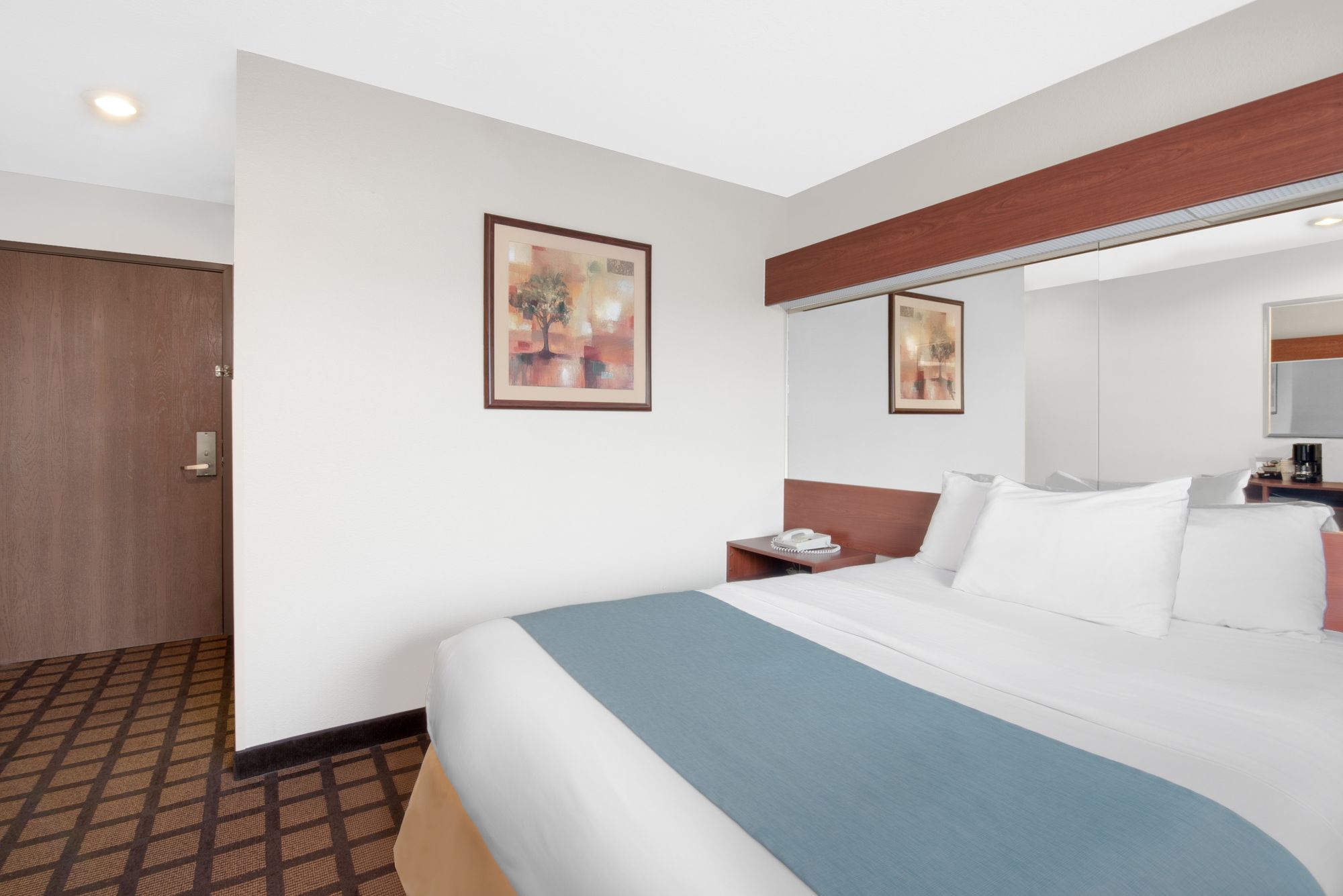 Фото Microtel Inn & Suites by Wyndham Rapid City