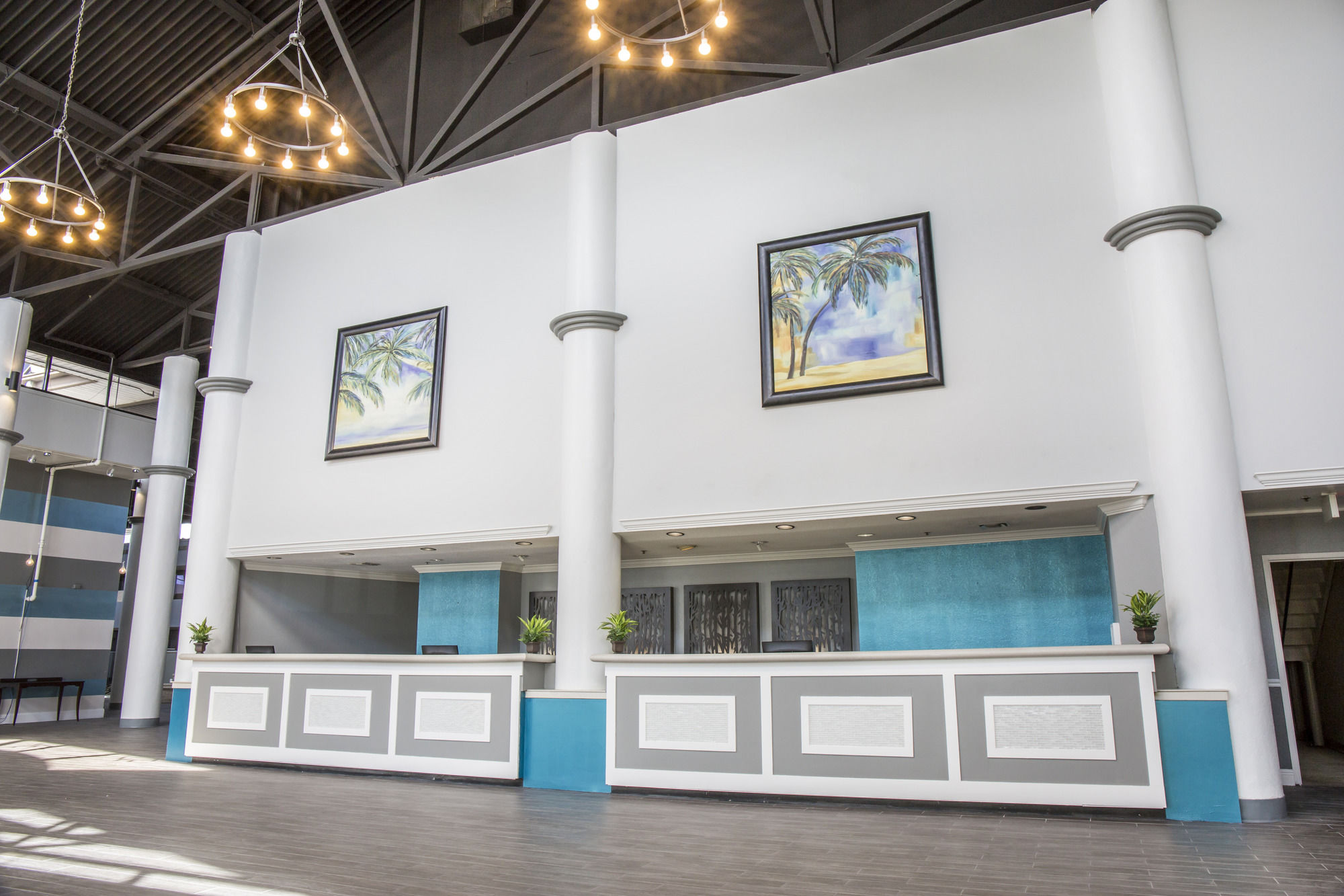 Фото Orlando International Airport Hotel