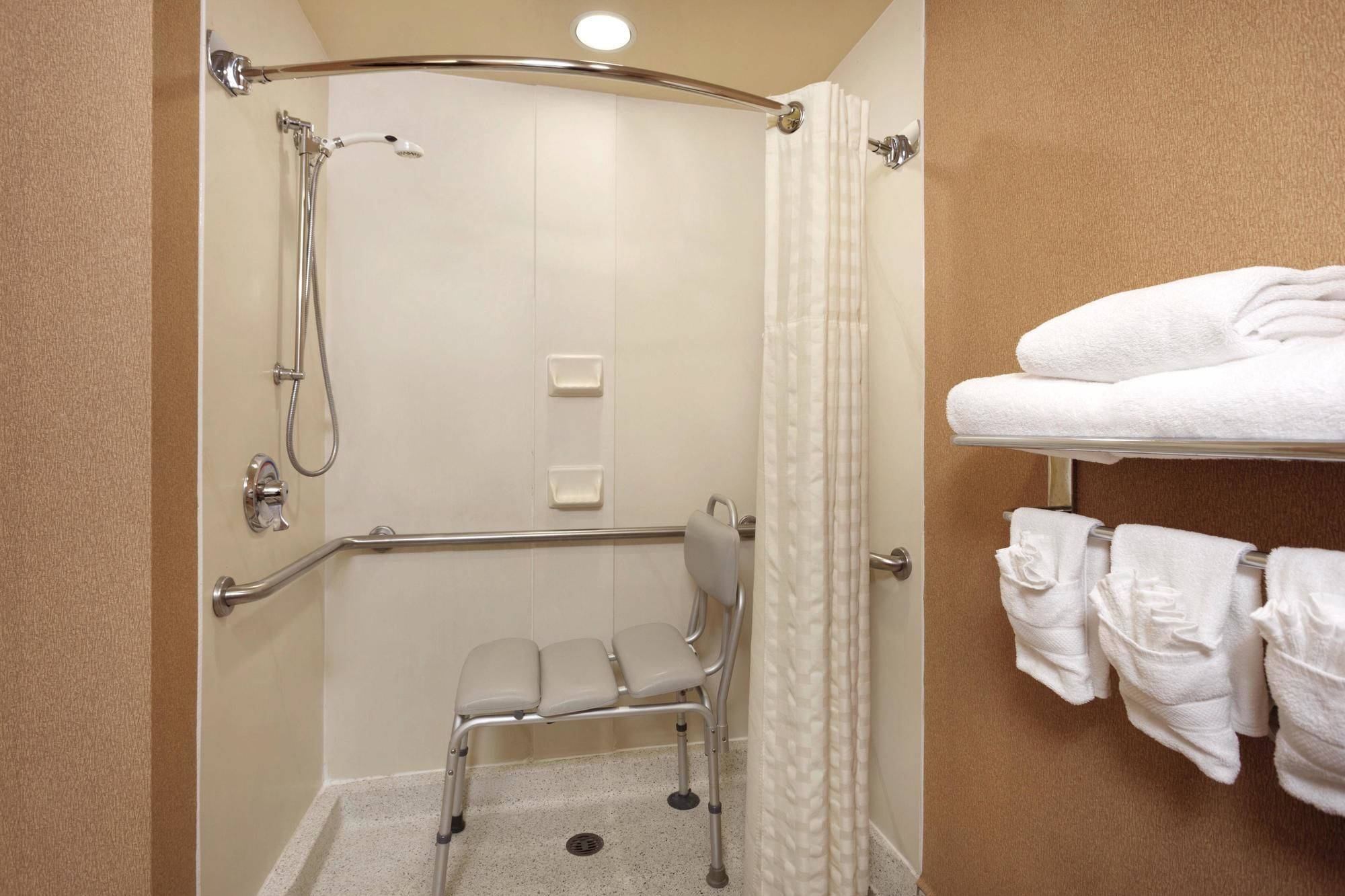 Фото Embassy Suites Little Rock