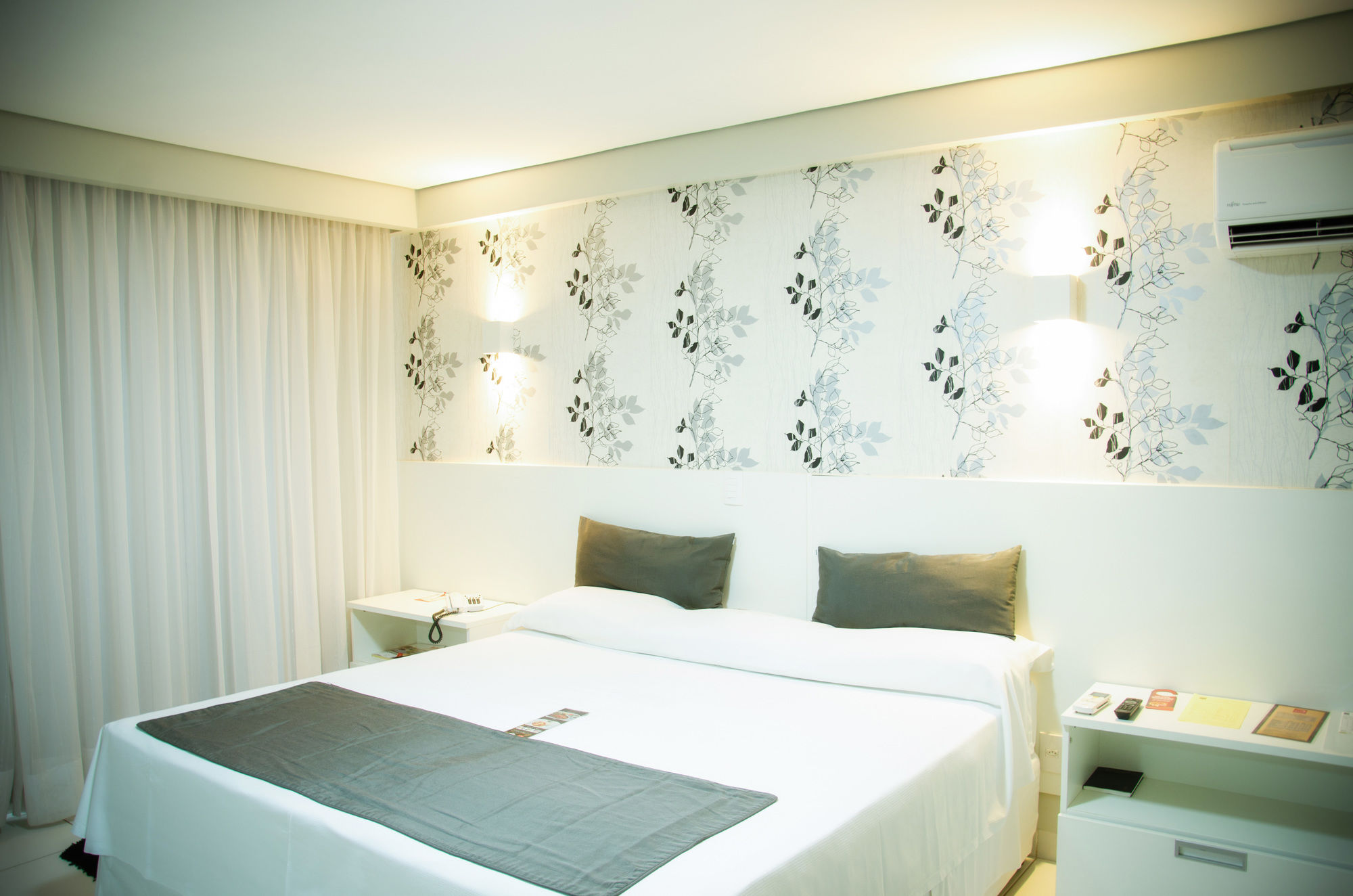 Фото Hotel Girassol Plaza