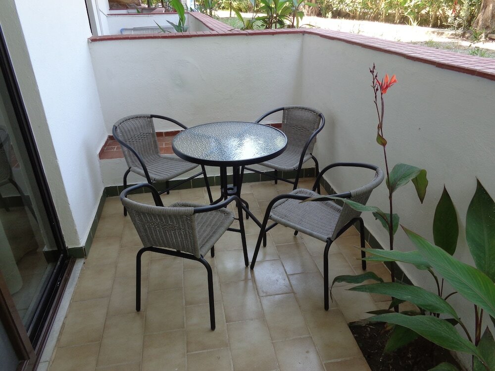 Фото Апарт-отель Terinikos