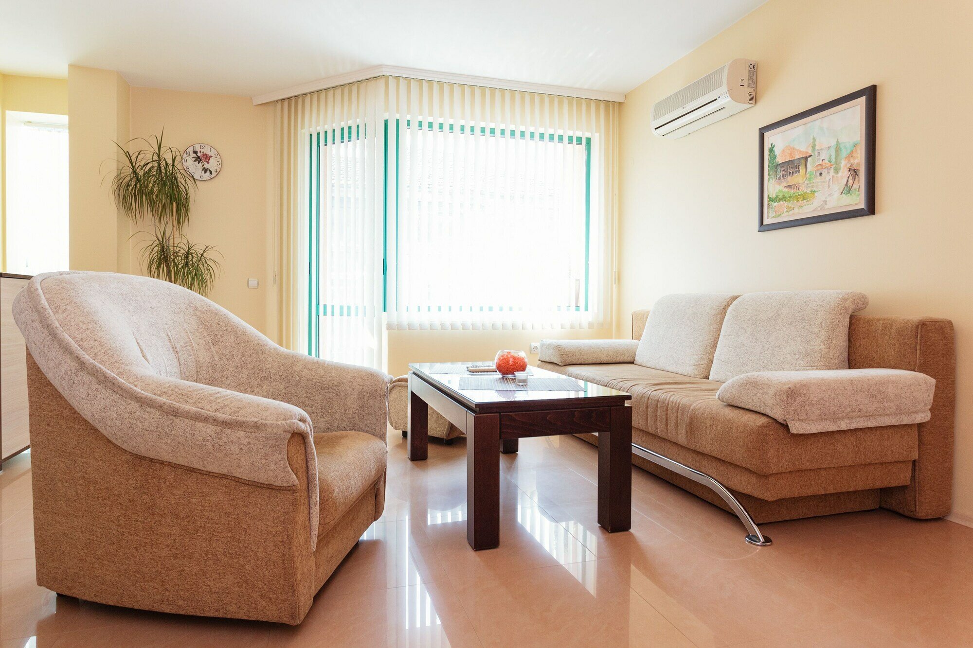 Фото Bright House