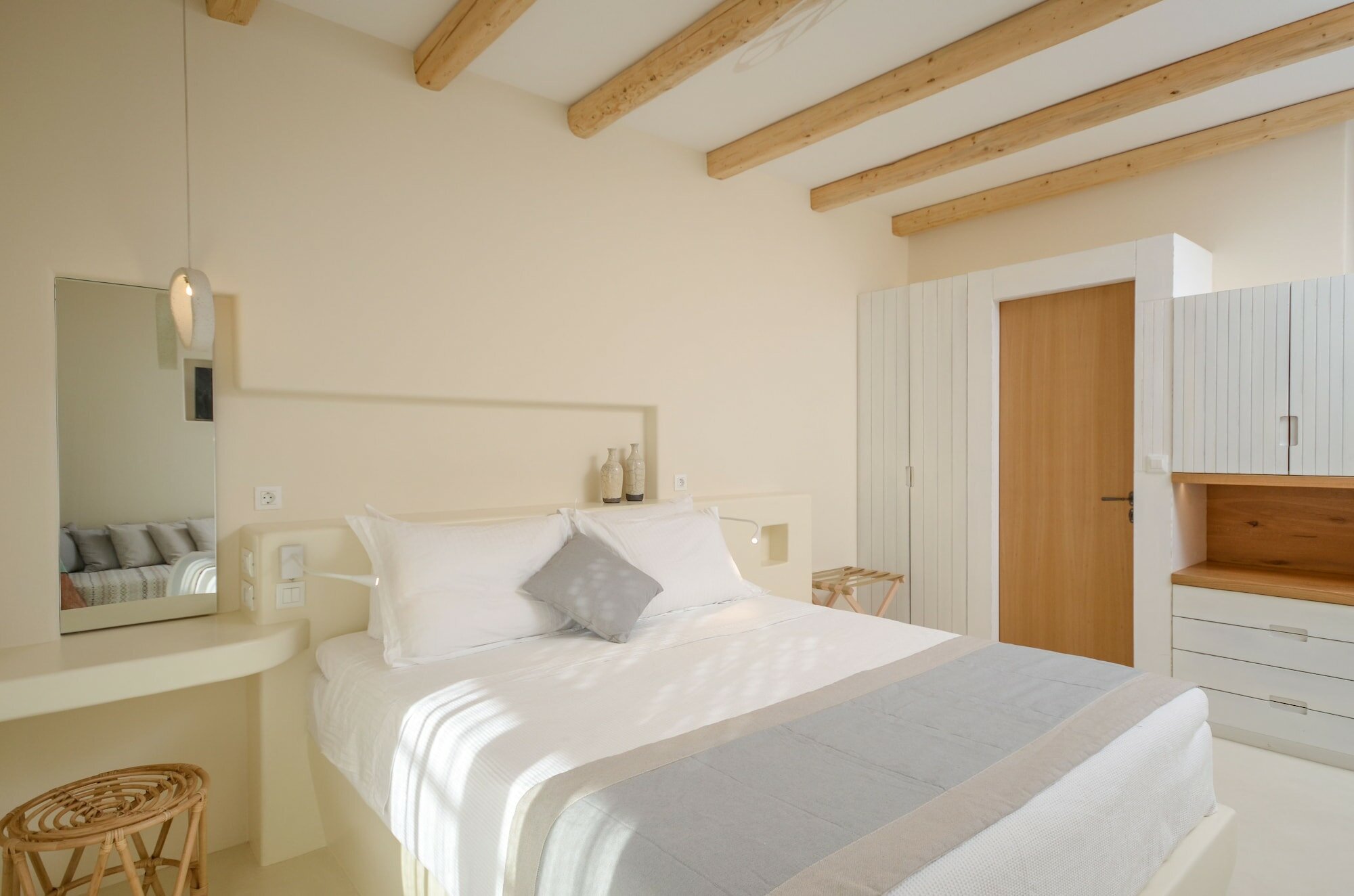 Фото Antony Suites - Adults Only