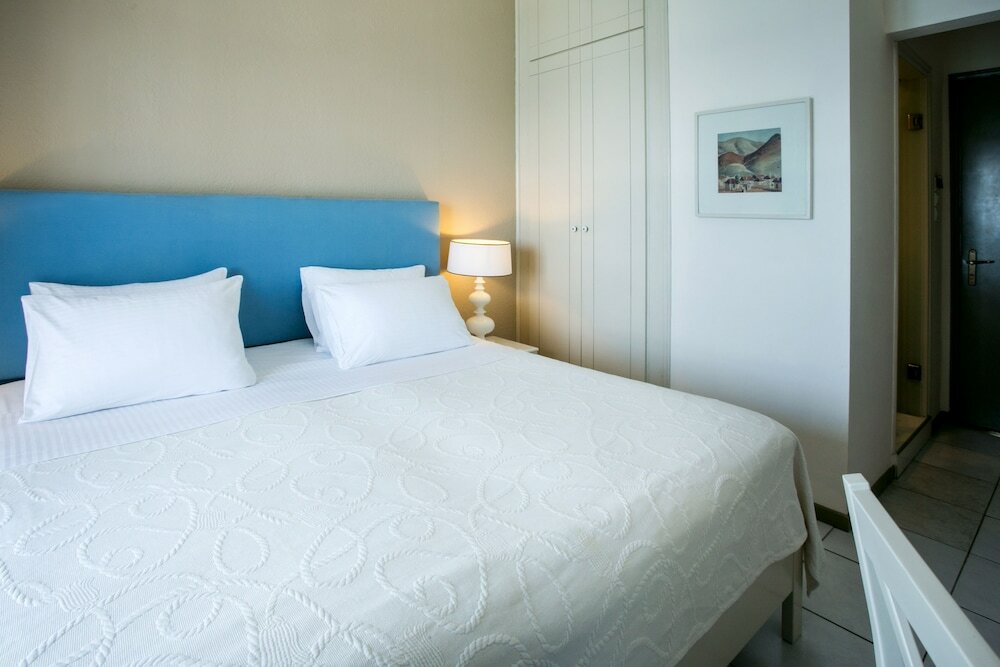 Фото Kenta Beach Hotel