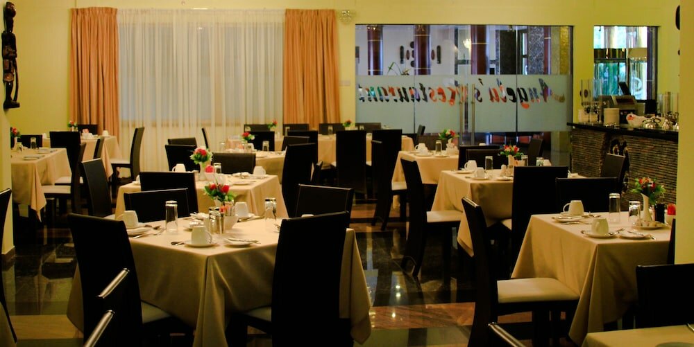 Фото Royal Nick Hotel