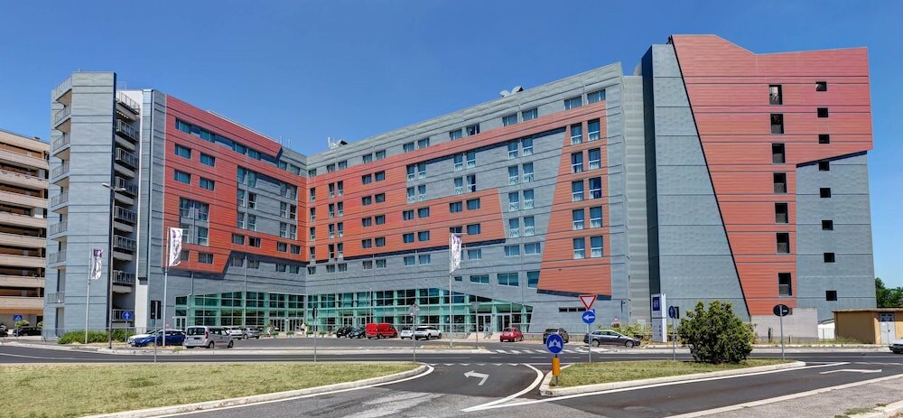 Фото iH Hotels Roma Z3