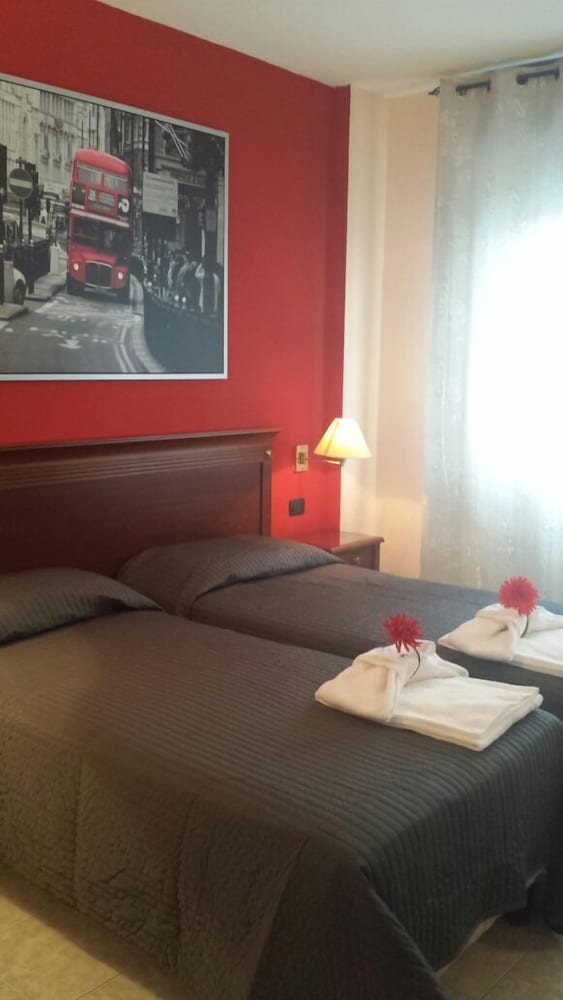 Фото Fidenza Hotel