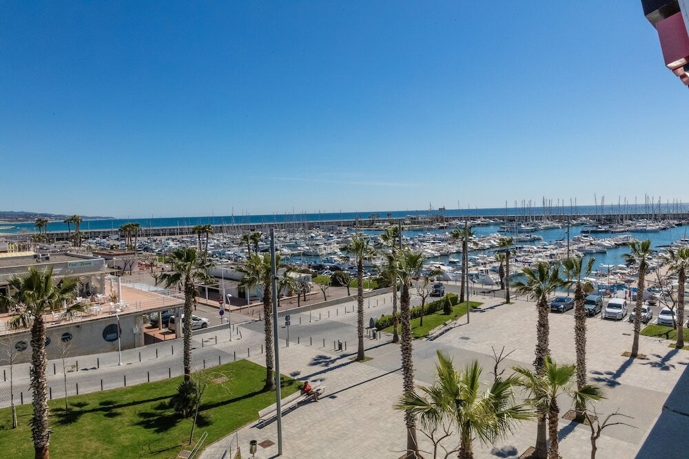 Фото Hotel Atenea Port Barcelona Mataro