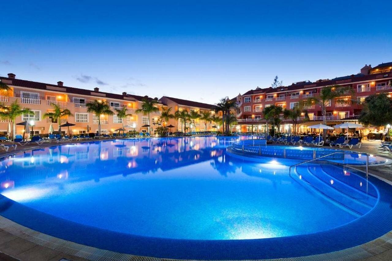 Фото Hotel El Duque